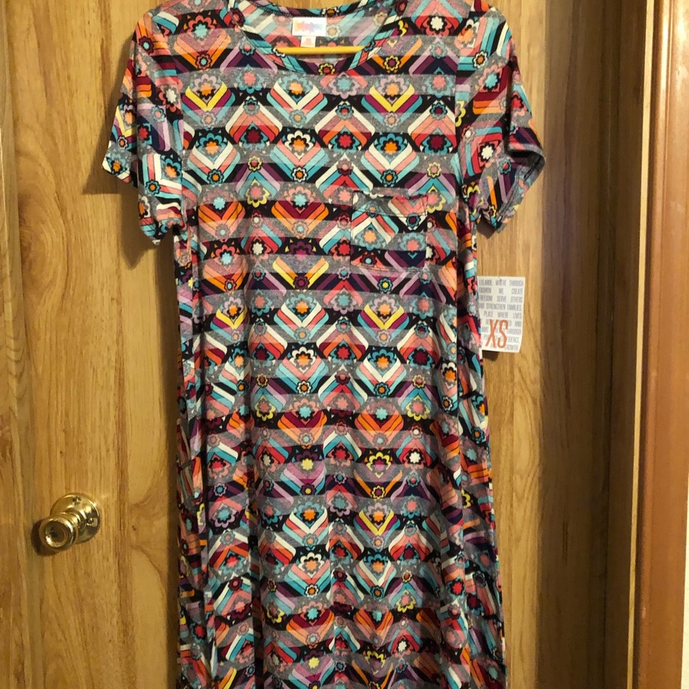 XS Carly NWT Lularoe